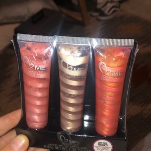 3 types of lip gloss unopened